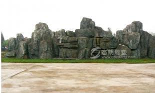 融合古典與現(xiàn)代 玻璃鋼人物造型與中國古典鑄銅雕像的藝術(shù)魅力——以成都態(tài)朗景觀為例